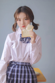韩国女星张紫妍